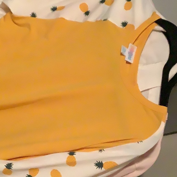 Lularoe basebal shirt - Picture 1 of 4